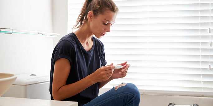 5 Reasons for Spotting After a Positive Pregnancy Test